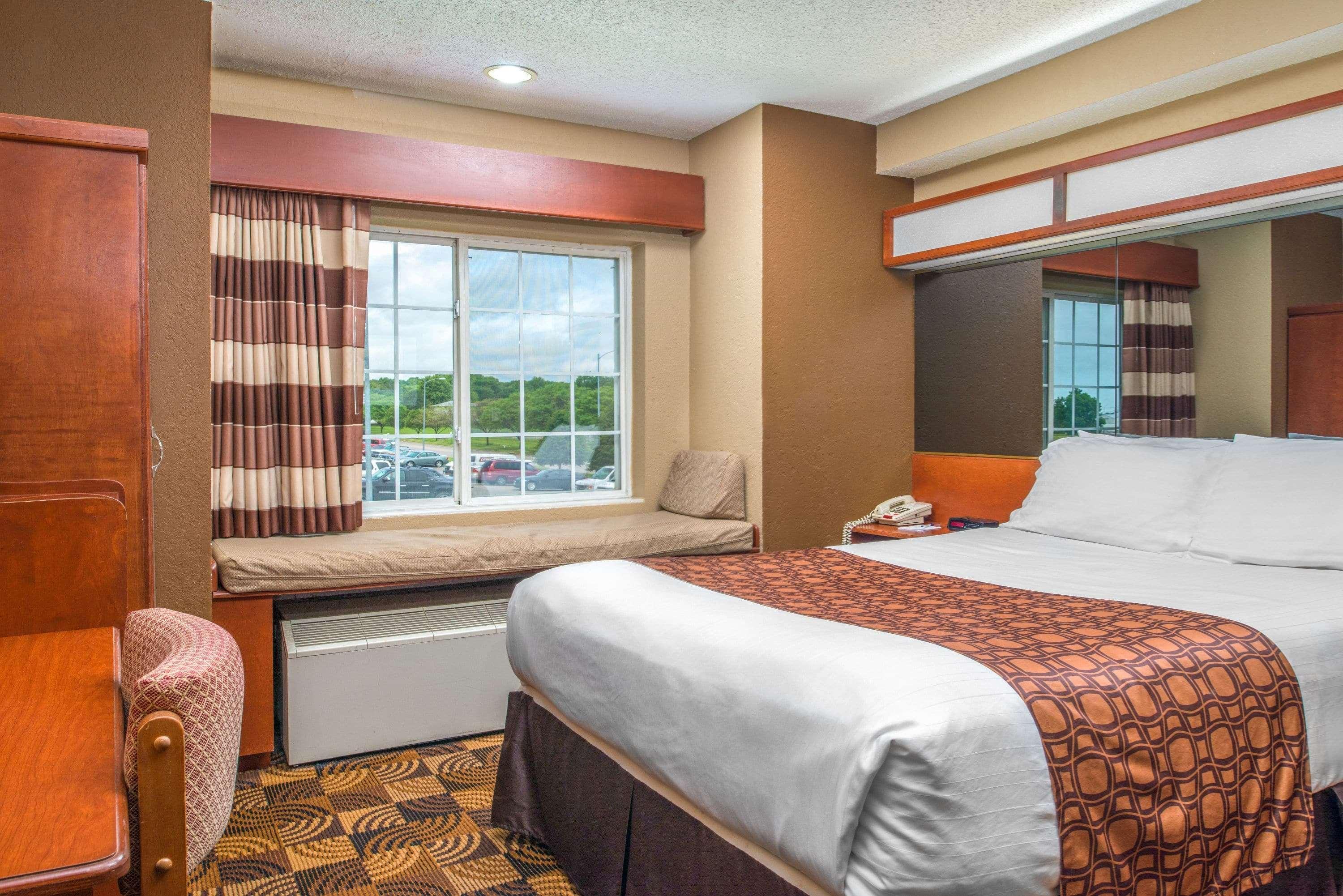Microtel Inn & Suites Lincoln Zewnętrze zdjęcie